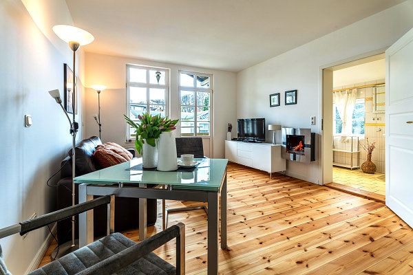 Ferienwohnung Kajte fr 2 Personen mit Kamin und Balkon auf der Insel Usedom in Heringsdorf. Nur 100 m vom Strand entfernt fr Ihren Ostseeurlaub auf Usedom.