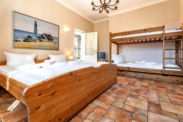 Ferienohnung in Heringsdorf auf Usedom mit WLAN, Terrasse, Kamin und nur 100 Metern Strandentfernung. Buchen Sie Ihre Wunschferienwohnung auf dr Insel Usedom in Strandnhe im Kaiserbad Heringsdorf.